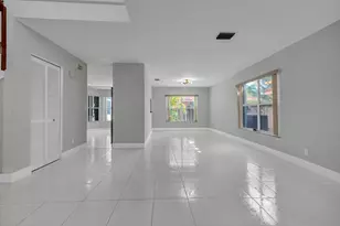 10820 Buttonwood Lake Dr, Boca Raton, FL 33498 - Photo 5