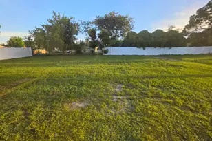 442 SW Belmont Cir, Port Saint Lucie, FL 34953 - Photo 47
