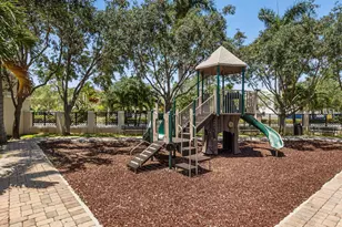806 NW 82nd Pl, Boca Raton, FL 33487 - Photo 19