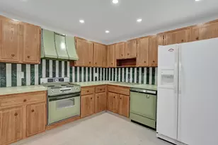 1360 S Ocean Blvd, Pompano Beach, FL 33062 - Photo 29