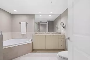 600 W Las Olas Blvd, Fort Lauderdale, FL 33312 - Photo 23
