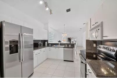 9527 Cherry Blossom Court, Boynton Beach, FL 33437 - Photo 13