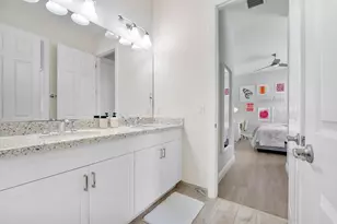 10282 Sweet Bay Manor, Parkland, FL 33076 - Photo 35