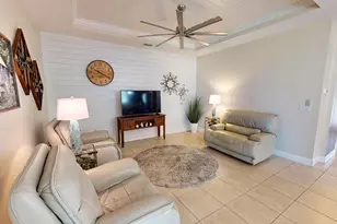10049 SW Indian Lilac Trail, Port Saint Lucie, FL 34987 - Photo 9