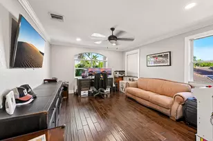 1664 Victoria Pointe Ln, Weston, FL 33327 - Photo 27