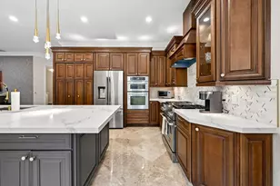 1664 Victoria Pointe Ln, Weston, FL 33327 - Photo 19