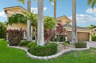 1664 Victoria Pointe Ln, Weston, FL 33327 - Photo 3
