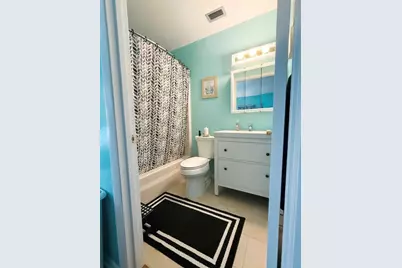 28 Pine Arbor #105, Vero Beach, FL 32962 - Photo 11