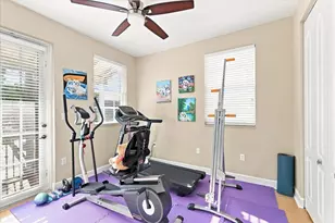 701 SW 147th Ave, Pembroke Pines, FL 33027 - Photo 21
