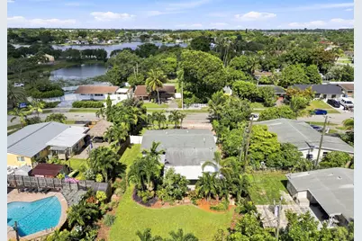 4110 NW 16th Avenue, Oakland Park, FL 33309 - Photo 37