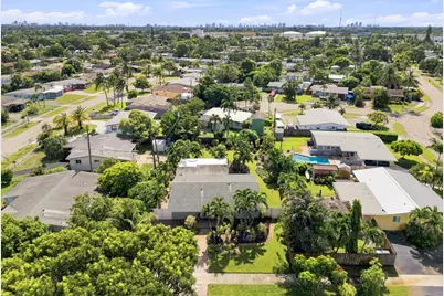 4110 NW 16th Avenue, Oakland Park, FL 33309 - Photo 31