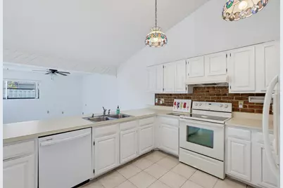 6846 Bianchini Circle, Boca Raton, FL 33433 - Photo 5
