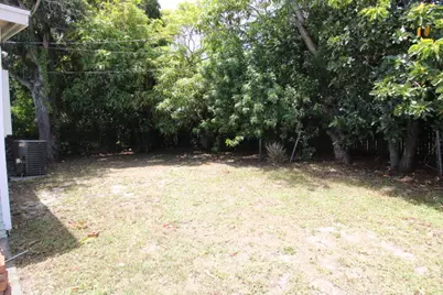 1412 W 6th Street, Riviera Beach, FL 33404 - Photo 15