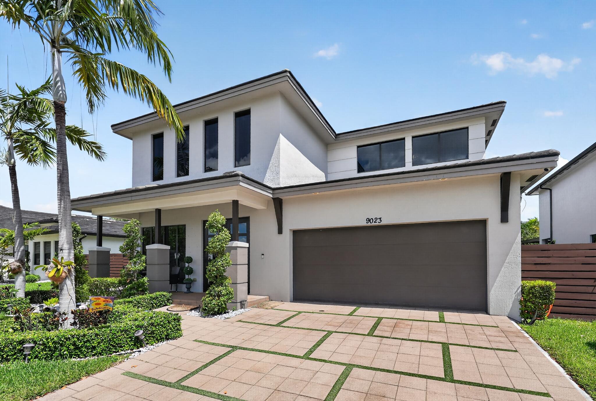 9023 NW 161st Terrace - 9023 NW 161st Terrace, Miami Lakes, FL 33018 Luxury Property | Jose Angel Pina