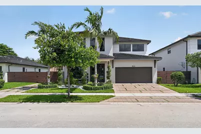 9023 NW 161st Terrace, Miami Lakes, FL 33018 - Photo 5