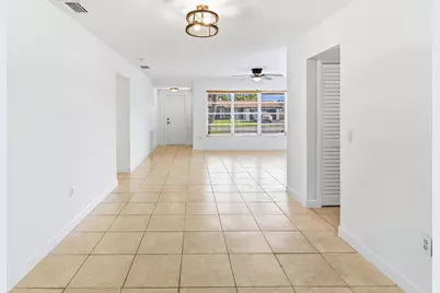 10690 NW 27th Court, Sunrise, FL 33322 - Photo 7