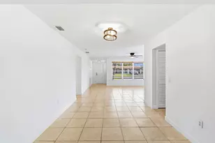 10690 NW 27th Ct, Sunrise, FL 33322 - Photo 7