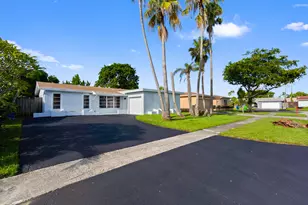10690 NW 27th Ct, Sunrise, FL 33322 - Photo 1