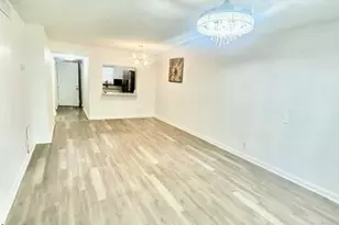 120 Sparrow Dr, Royal Palm Beach, FL 33411 - Photo 9