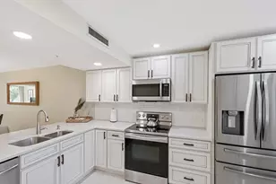 2101 Marina Isle Way, Jupiter, FL 33477 - Photo 5