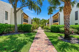 721 SE 1st Way, Deerfield Beach, FL 33441 - Photo 3