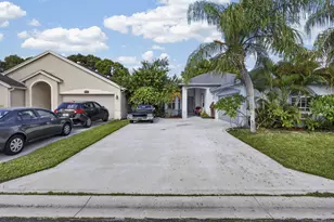 1480 Lake Breeze Dr, Wellington, FL 33414 - Photo 5