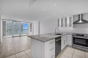2200 NE 33rd Ave, Fort Lauderdale, FL 33305 - Photo 3