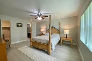 1403 W Libby Dr, West Palm Beach, FL 33406 - Photo 5