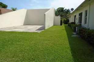 11937 Sturbridge Ln, Wellington, FL 33414 - Photo 29