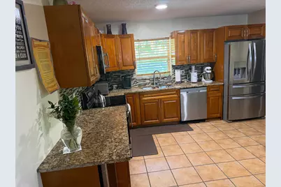 5842 Lake George Place, Lake Worth, FL 33463 - Photo 9