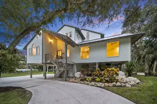 2511 Lightlewood Ln, Fort Pierce, FL 34946 - Photo 1