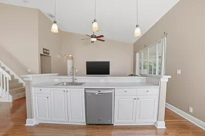 10682 NW 48th Street, Coral Springs, FL 33076 - Photo 9