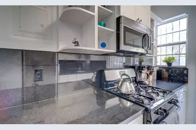 825 Jefferson Avenue #2, Miami Beach, FL 33139 - Photo 3