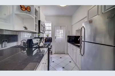 825 Jefferson Avenue #2, Miami Beach, FL 33139 - Photo 11