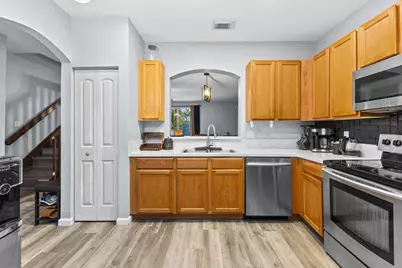 2227 Oakmont Drive, Riviera Beach, FL 33404 - Photo 7