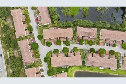 2227 Oakmont Drive, Riviera Beach, FL 33404 - Photo 37