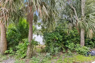 2227 Oakmont Dr, Riviera Beach, FL 33404 - Photo 35