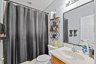 2227 Oakmont Dr, Riviera Beach, FL 33404 - Photo 13