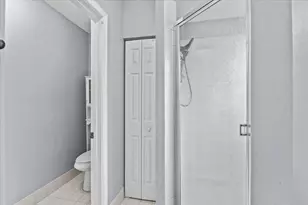 2227 Oakmont Dr, Riviera Beach, FL 33404 - Photo 21
