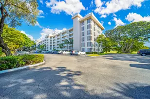 2901 S Palm Aire Dr, Pompano Beach, FL 33069 - Photo 1
