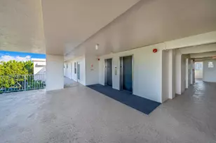 2901 S Palm Aire Dr, Pompano Beach, FL 33069 - Photo 13