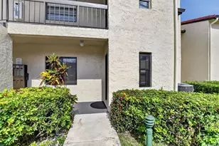 21211 Lago Cir, Boca Raton, FL 33433 - Photo 37