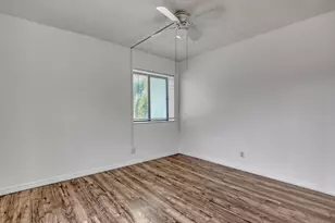 6335 Red Pine Ln, Greenacres, FL 33415 - Photo 23