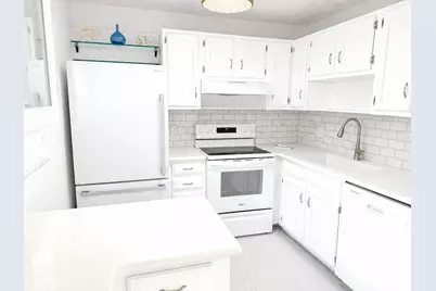 36 Vista Gardens Trail #102, Vero Beach, FL 32962 - Photo 3
