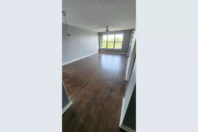 2320 S Cypress Bend Drive #401, Pompano Beach, FL 33069 - Photo 7