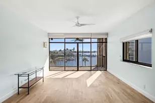 11370 Twelve Oaks Way, North Palm Beach, FL 33408 - Photo 3