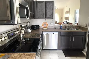 4240 Gator Trace Ave, Fort Pierce, FL 34982 - Photo 3