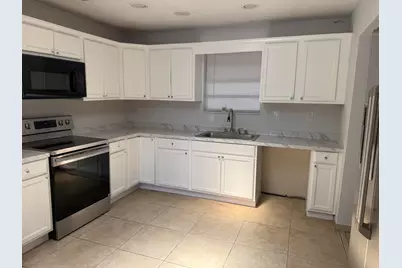 3830 Davis Road, Palm Springs, FL 33461 - Photo 3
