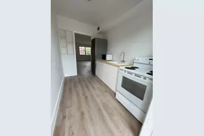 3591 SW 10th Street #12B, Miami, FL 33135 - Photo 3