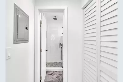 649 NE 16th Terrace, Fort Lauderdale, FL 33304 - Photo 15